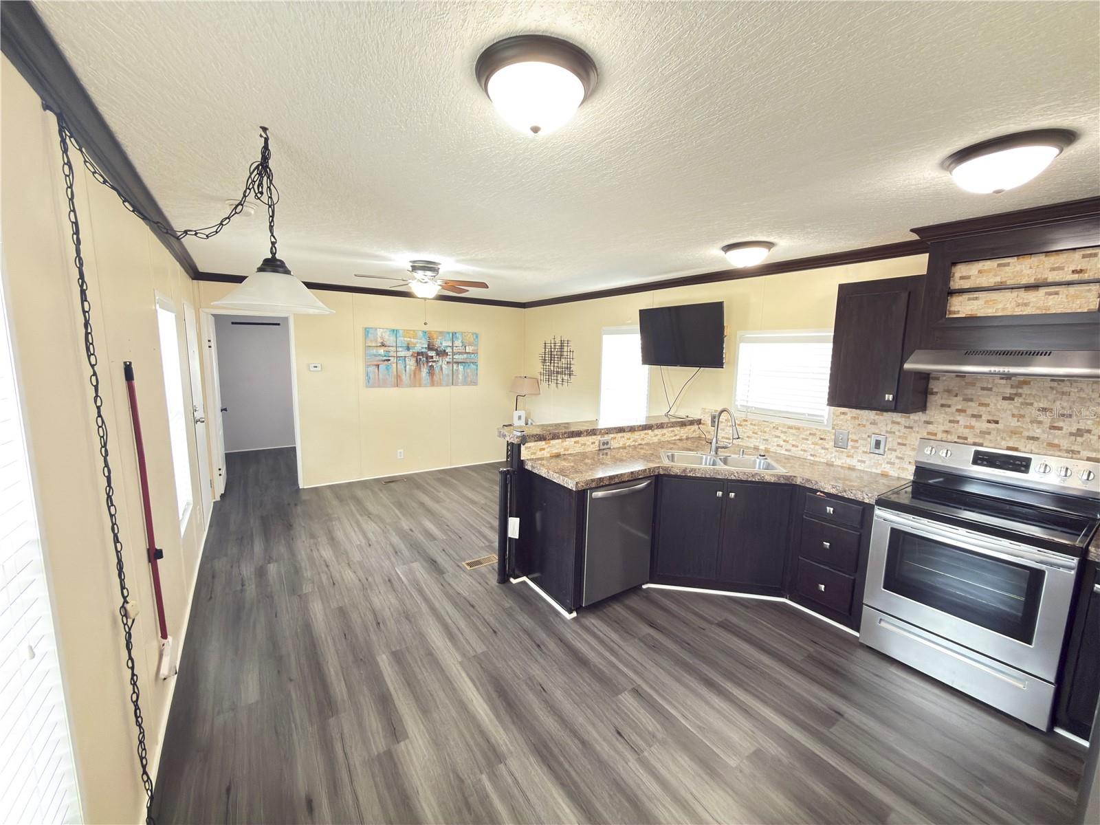 MOUNT OLIVE SHORES PH 04 - Residential