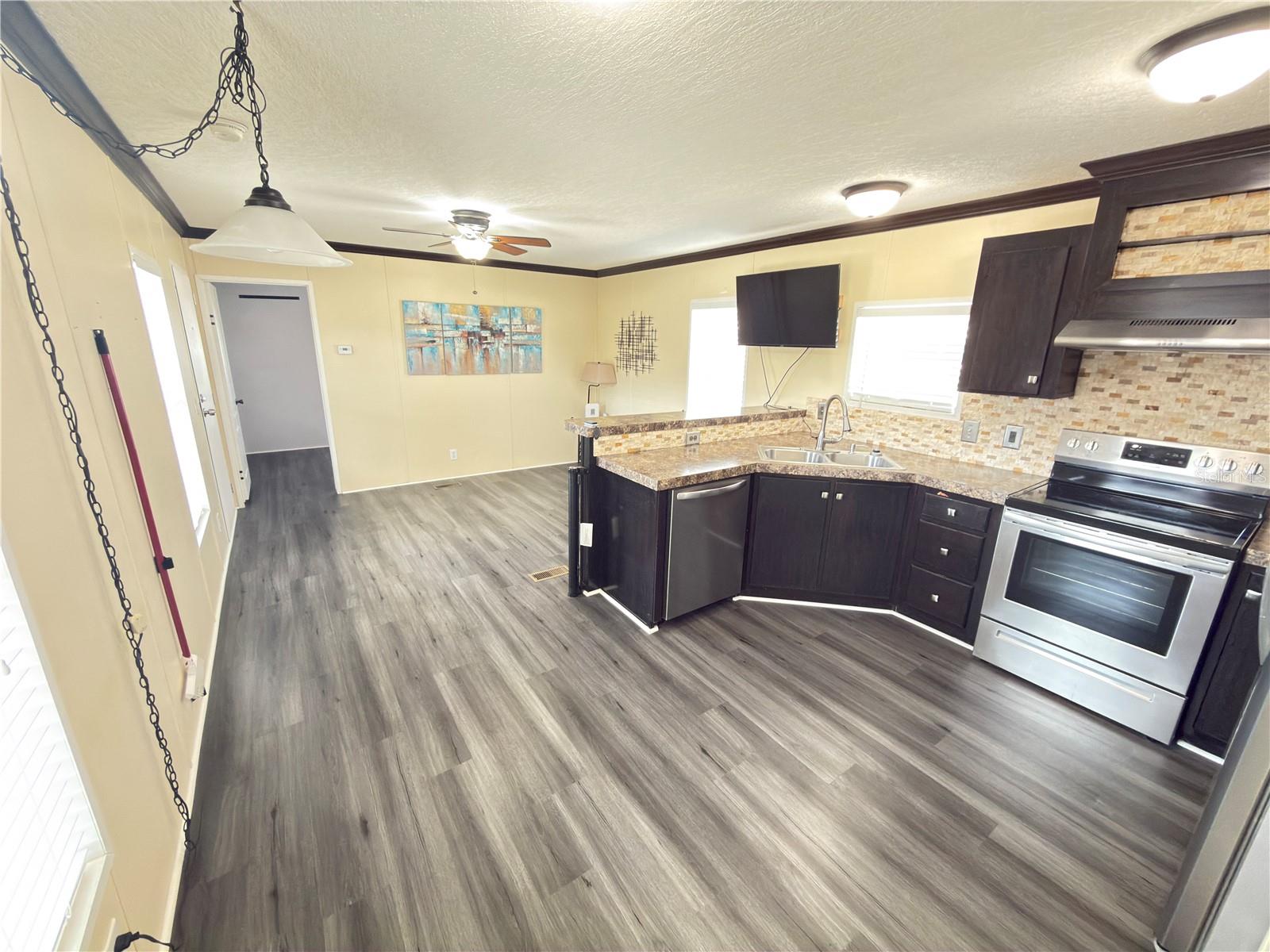 MOUNT OLIVE SHORES PH 04 - Residential