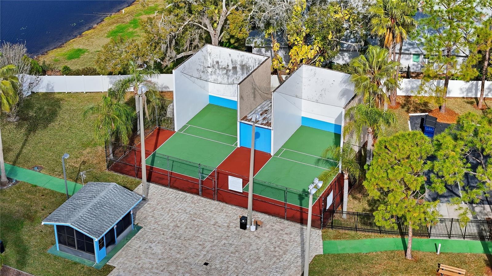 GARDENS OF FOREST LAKES CONDO THE - Residential Lease