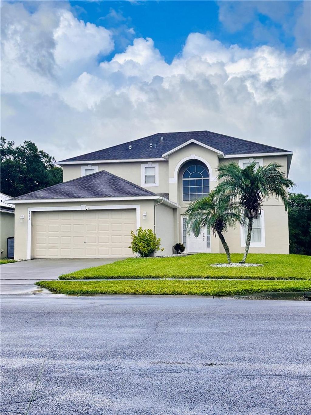 Photo of 216 Fairfield Drive, Sanford, FL 32771 (MLS # O6333880)