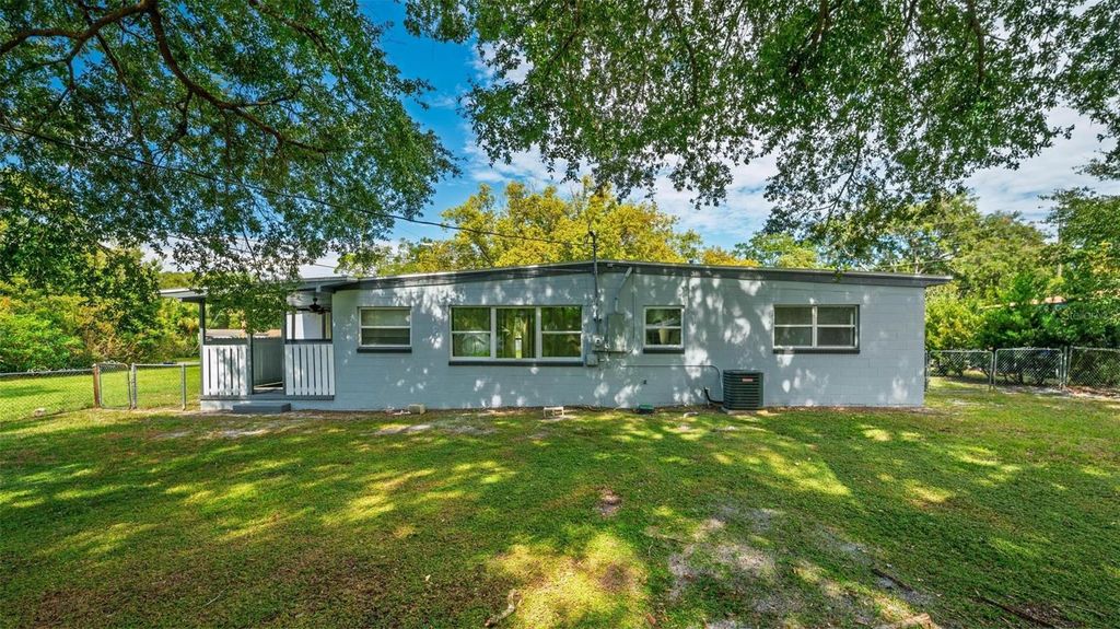 Photo of 613 Briarcliffe Street, Sanford, FL 32773 (MLS # O6357387)