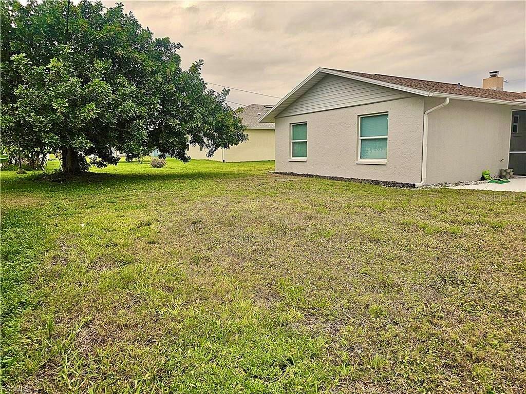 CAPE CORAL - Residential