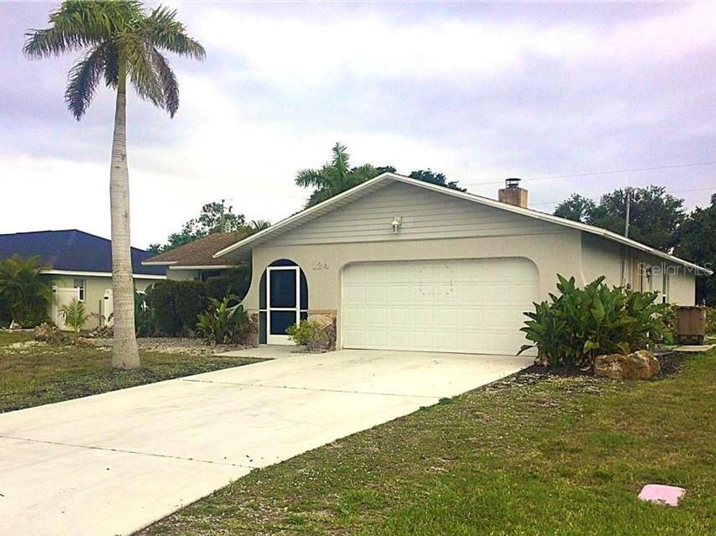 Photo of 124 SE 31st Street, Cape Coral, FL 33904 (MLS # C7525530)