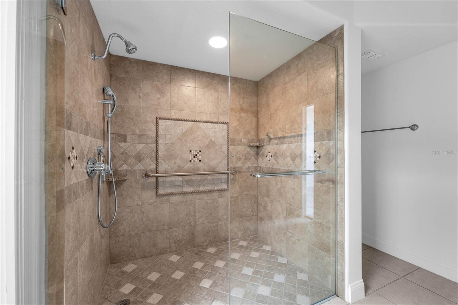 LOTUS VISTA CONDO - Residential