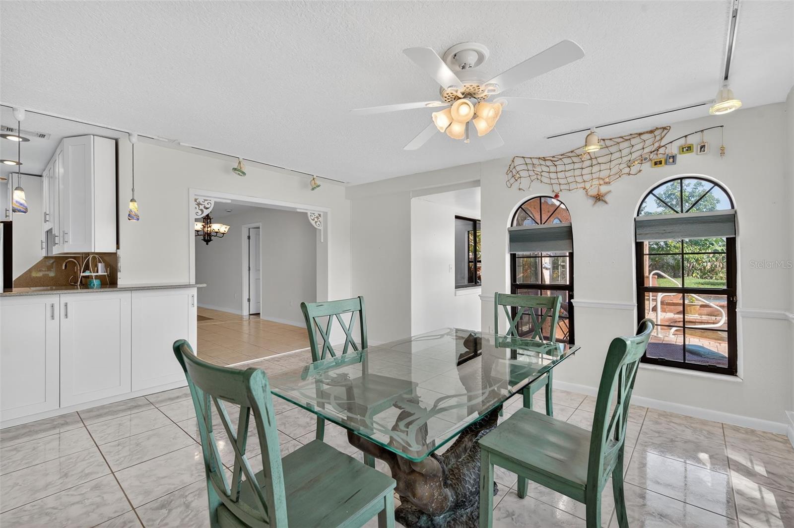 HERNANDO BEACH - Residential