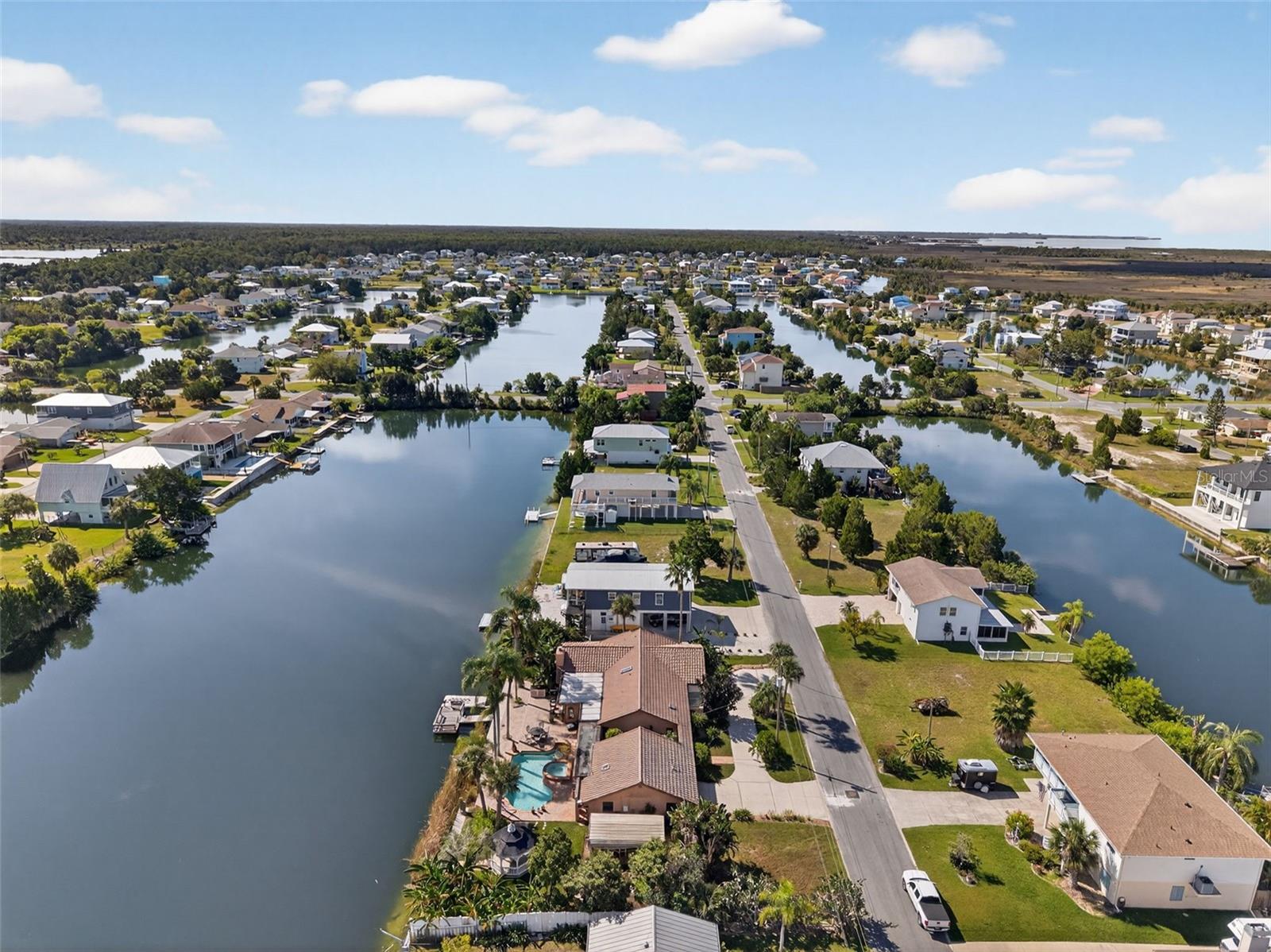 HERNANDO BEACH - Residential