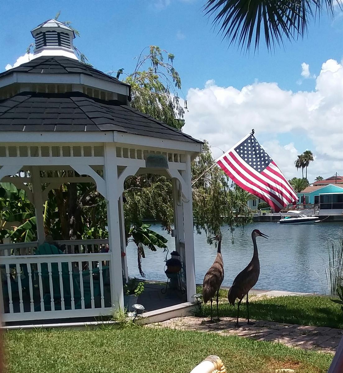 HERNANDO BEACH - Residential