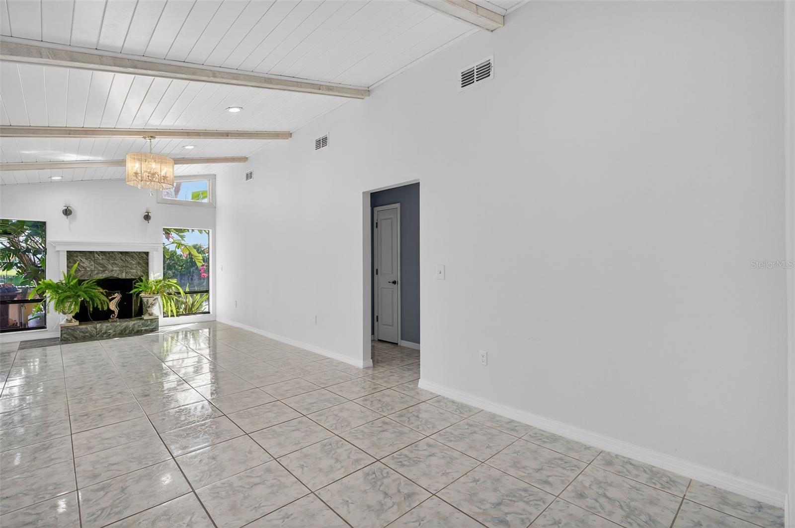 HERNANDO BEACH - Residential