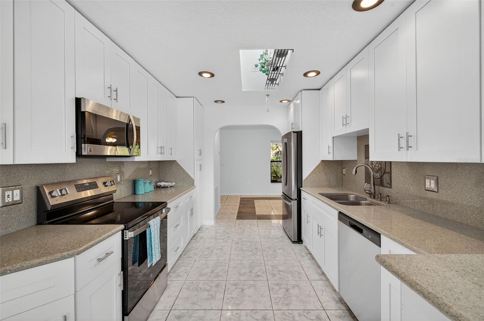 HERNANDO BEACH - Residential