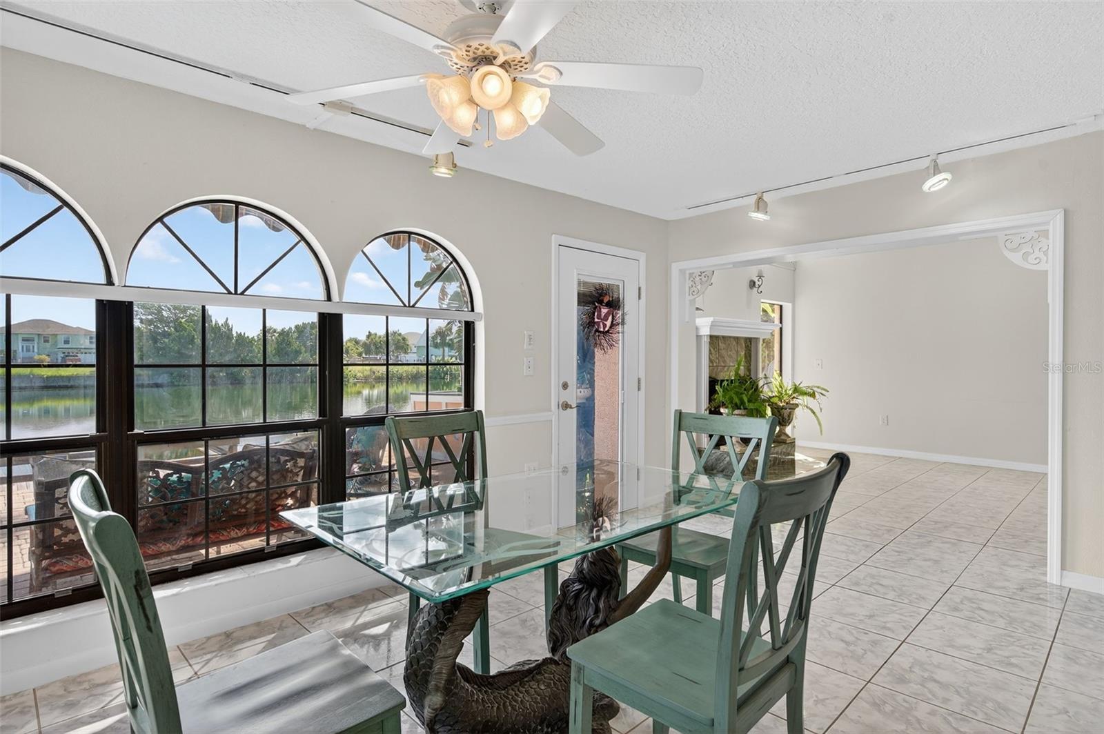 HERNANDO BEACH - Residential