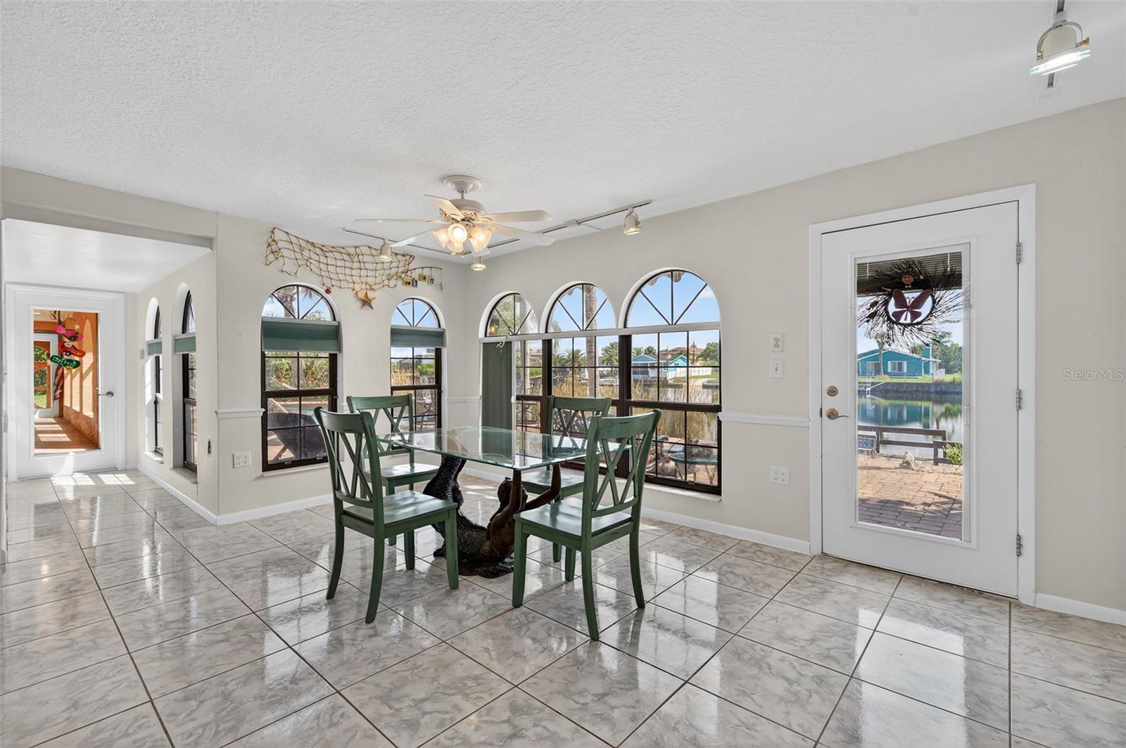 HERNANDO BEACH - Residential