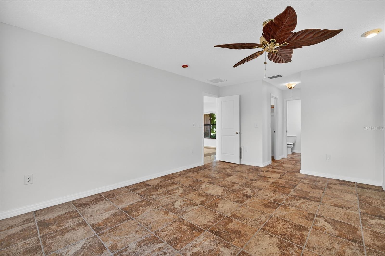 HERNANDO BEACH - Residential