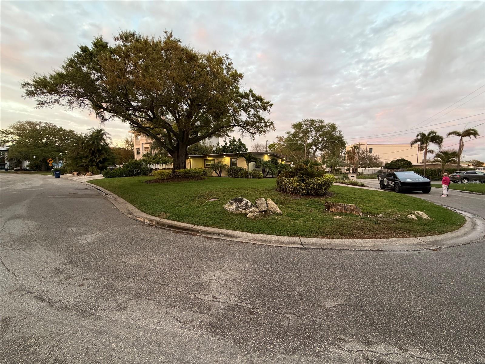 BAYSHORE ESTATES 4 - Residential