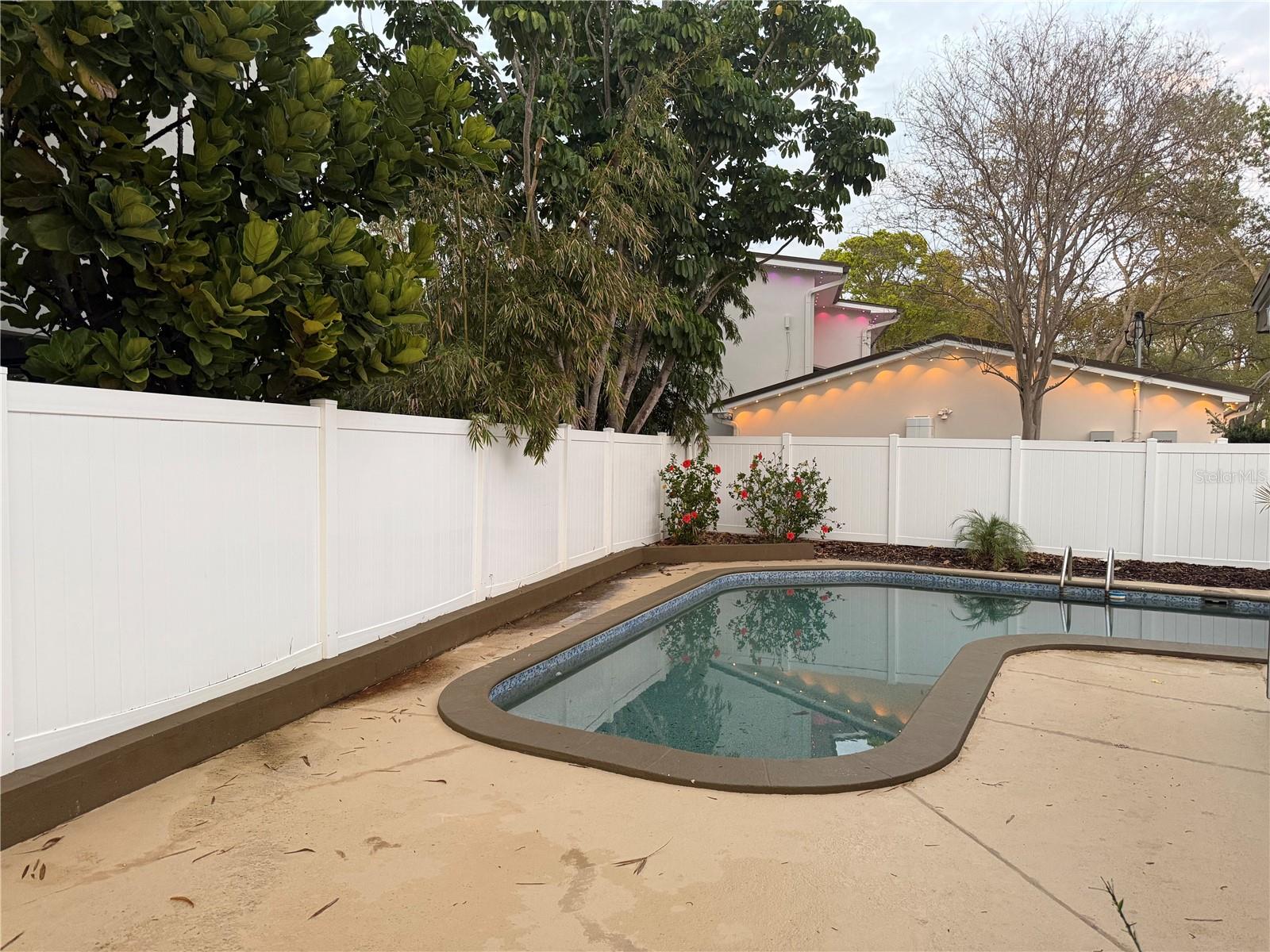 BAYSHORE ESTATES 4 - Residential