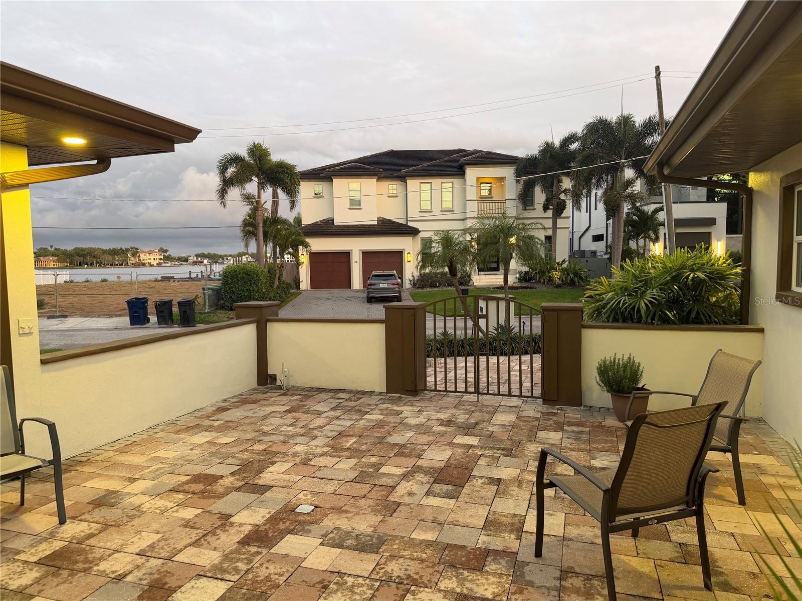 BAYSHORE ESTATES 4 - Residential