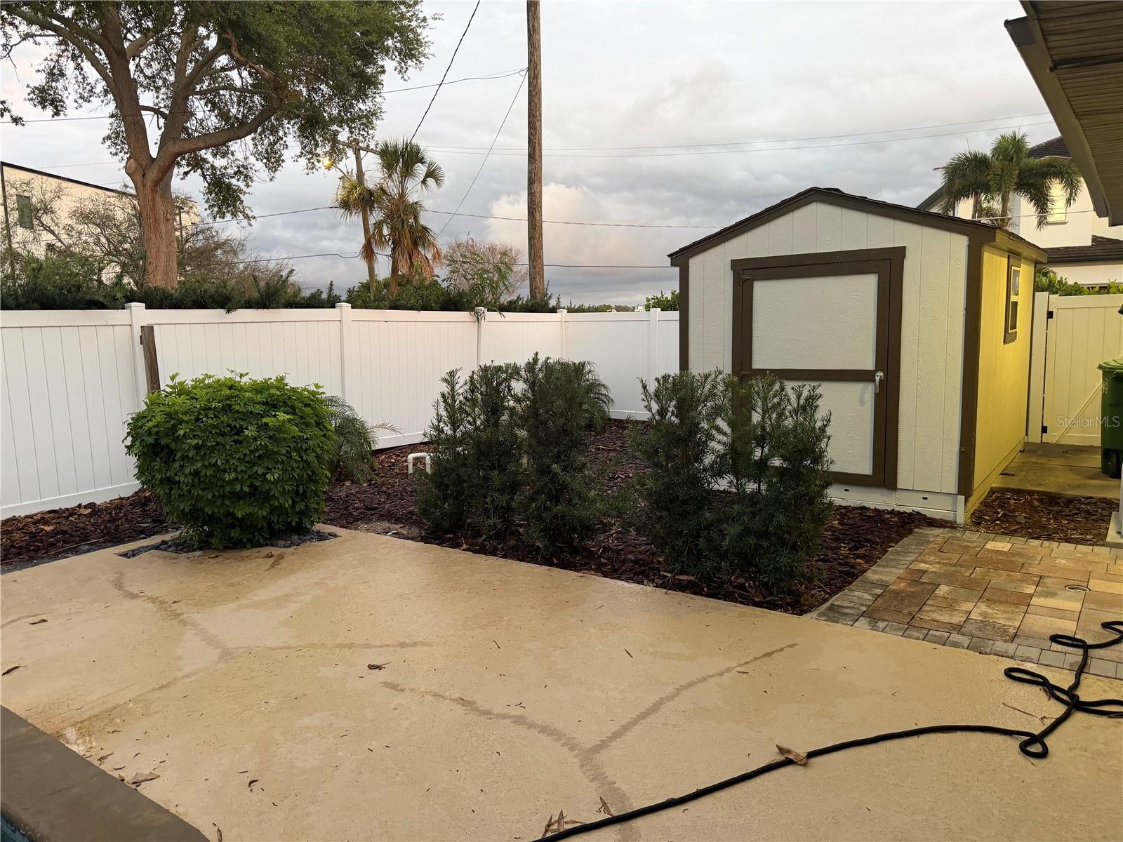 BAYSHORE ESTATES 4 - Residential