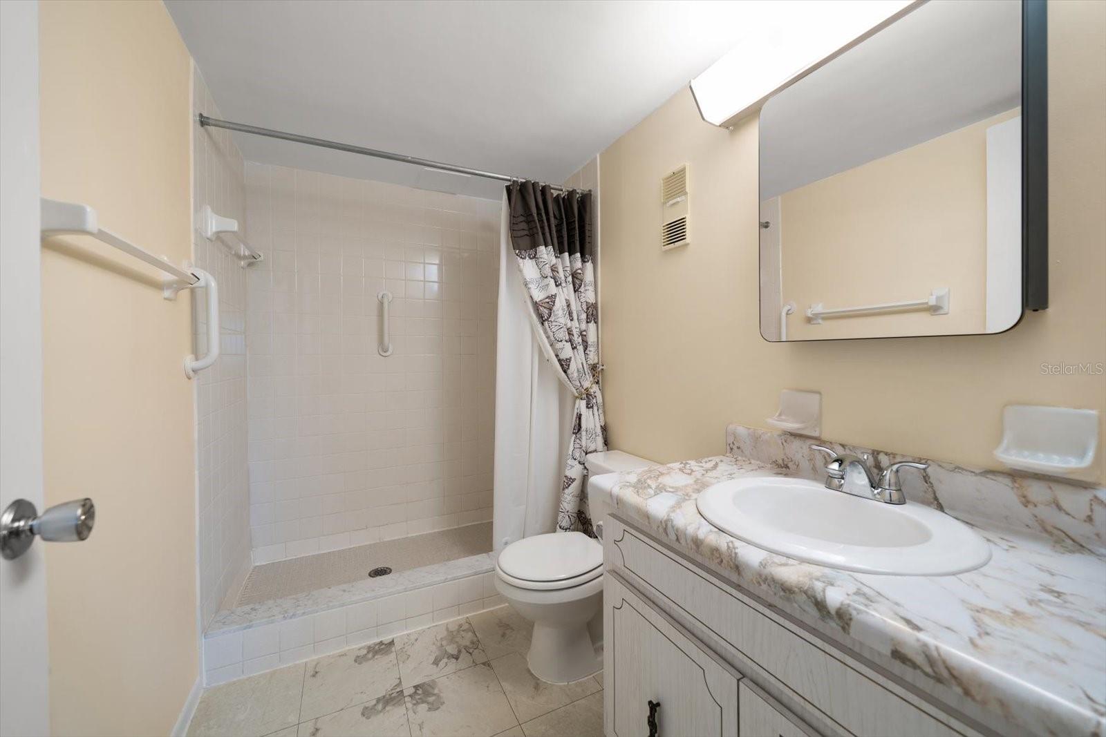 HEATHER LAKE APTS CONDO - Residential