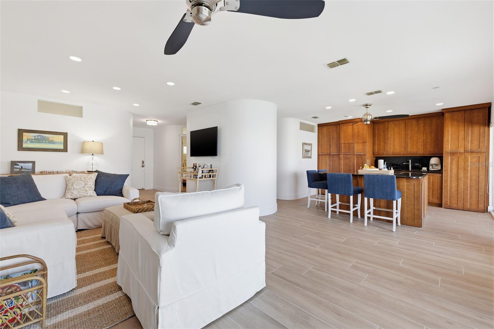 SEA ISLAND APTS 1 CONDO - Residential