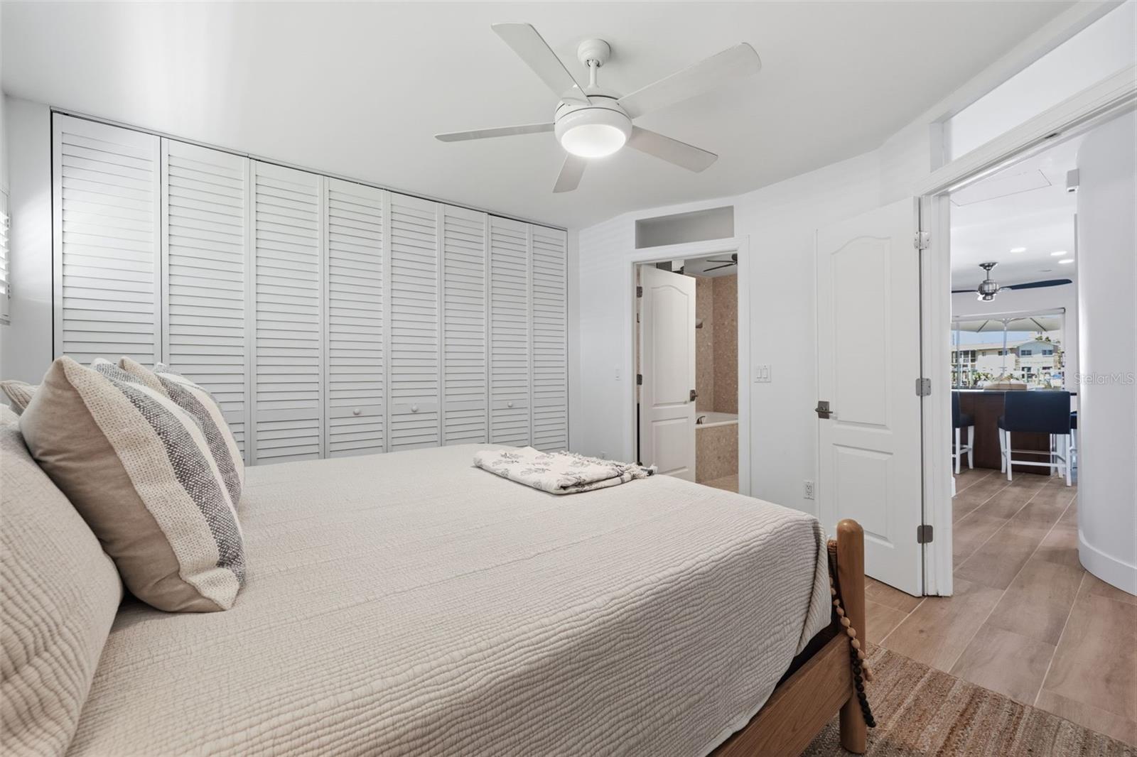 SEA ISLAND APTS 1 CONDO - Residential