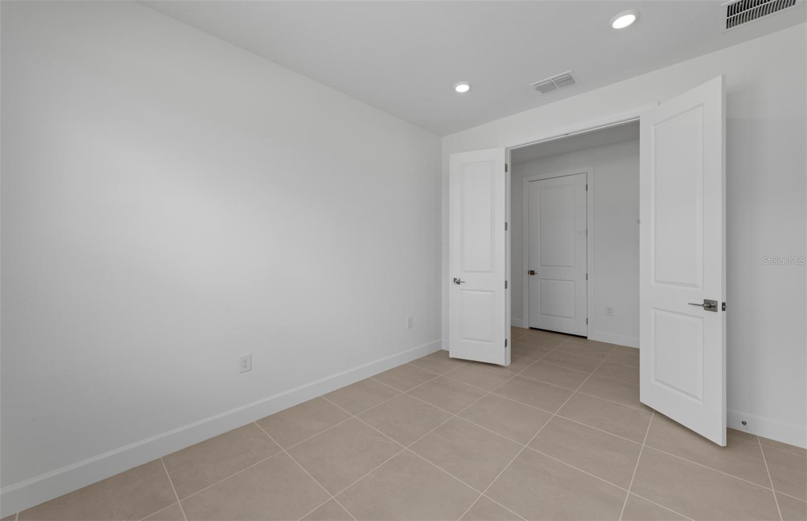 LEGACY GROVES PHASE 1 - Residential