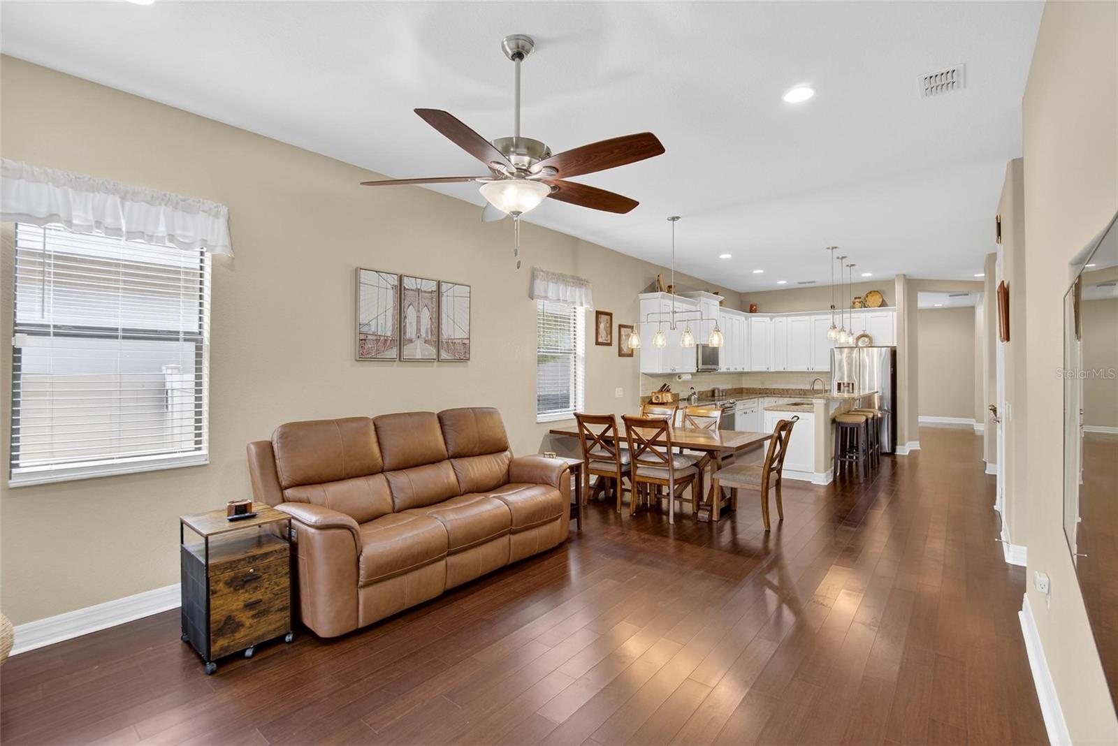 TWIN LAKES AT CHRISTINA PH 01 - Residential