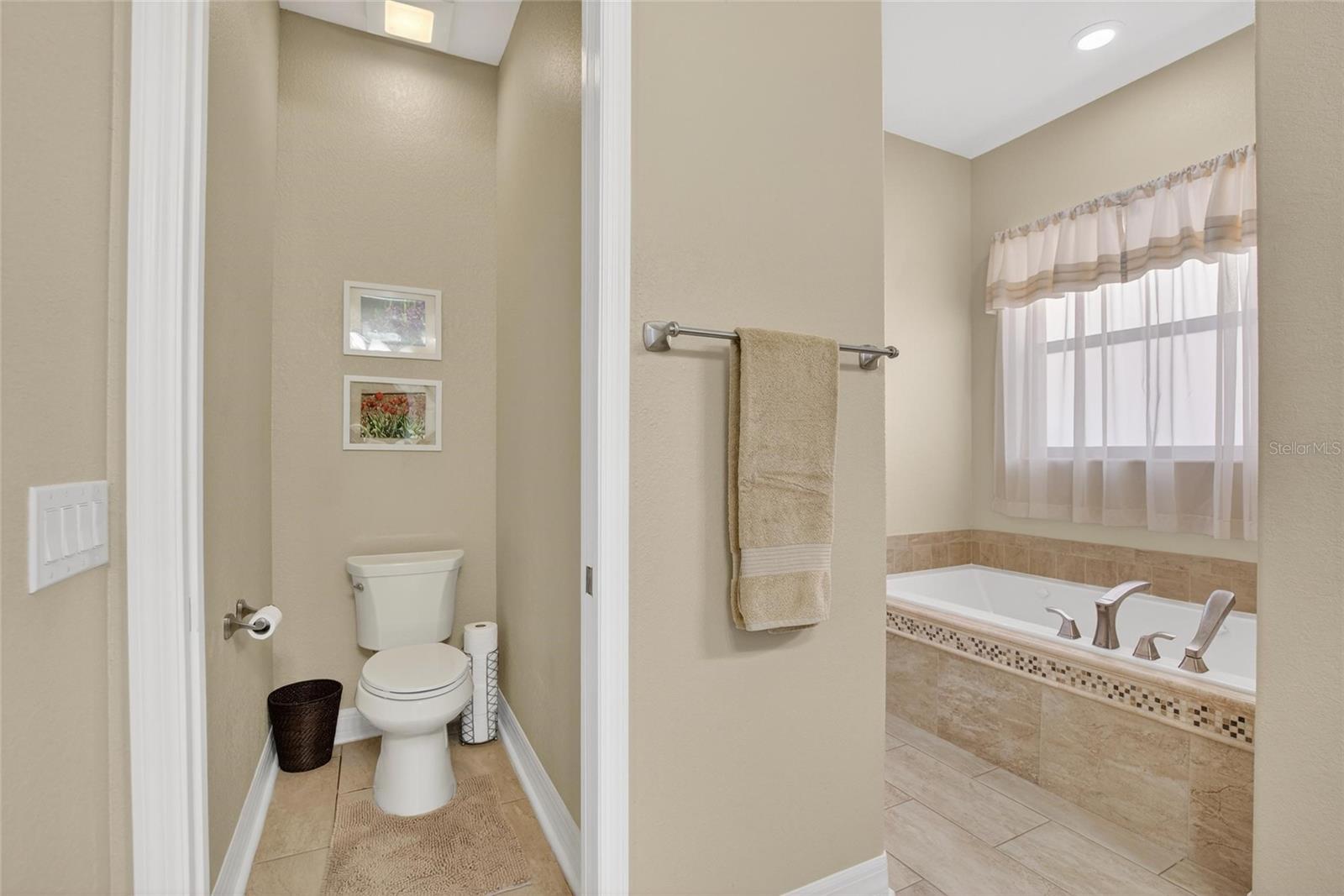 TWIN LAKES AT CHRISTINA PH 01 - Residential