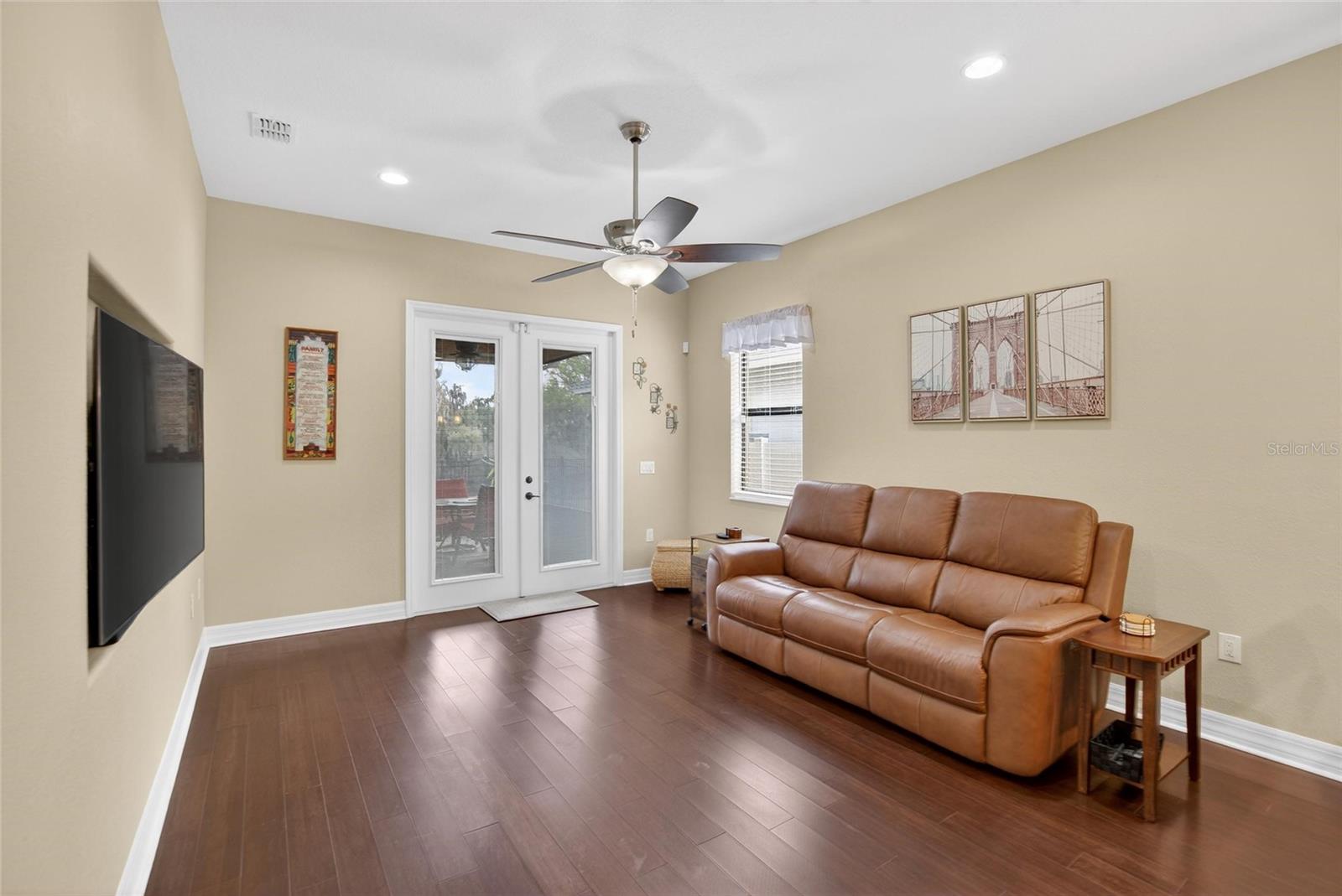 TWIN LAKES AT CHRISTINA PH 01 - Residential