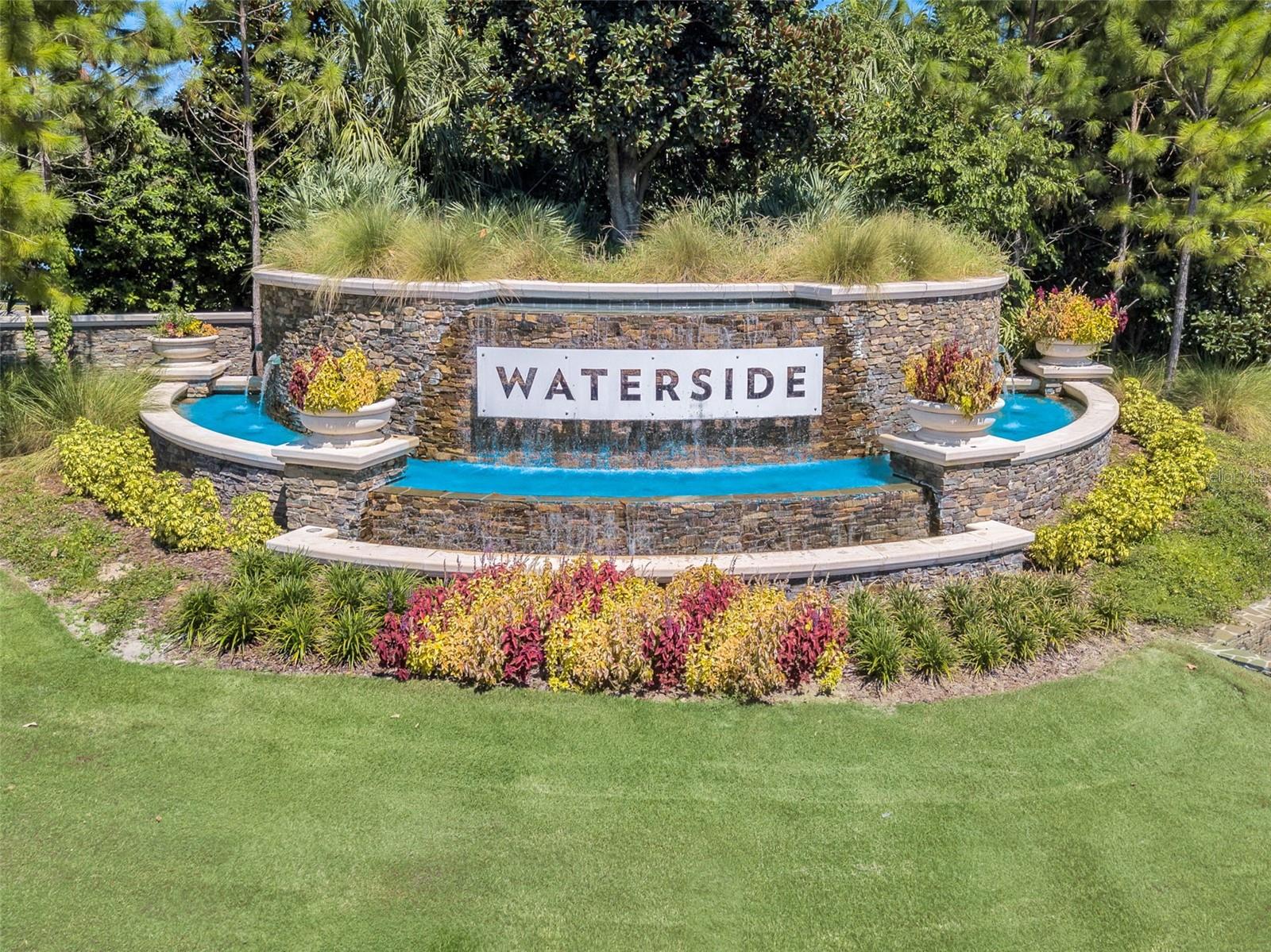 WATERSIDE/JOHNS LK-PH 1 - Residential