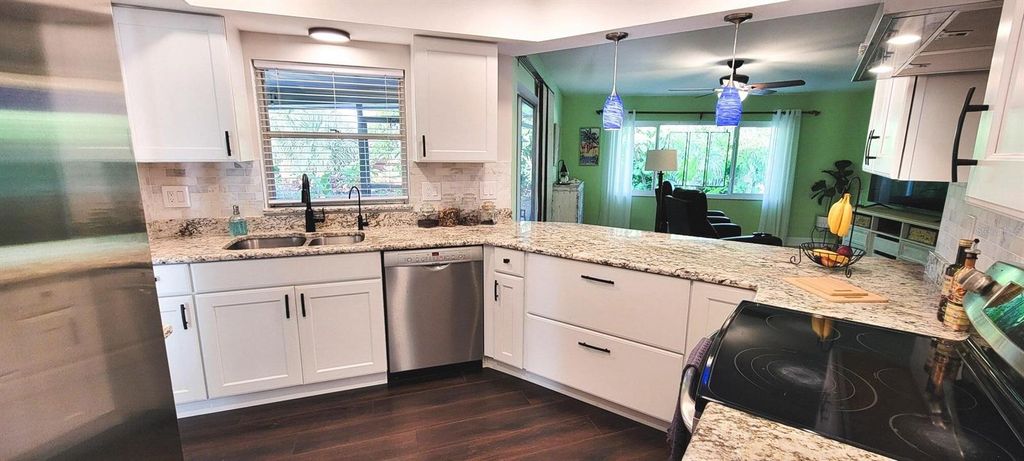 Photo of 755 Kent Road, Venice, FL 34293 (MLS # O6343728)