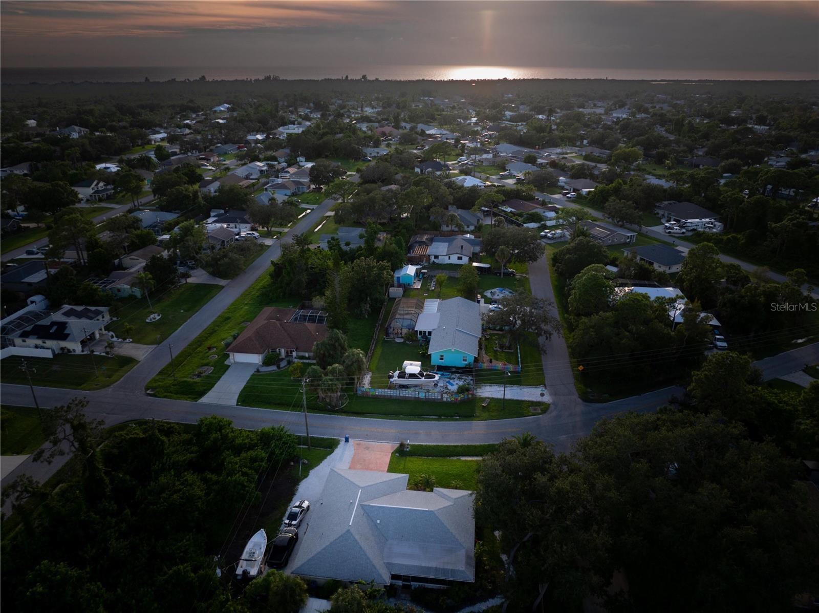 SOUTH VENICE - Residential