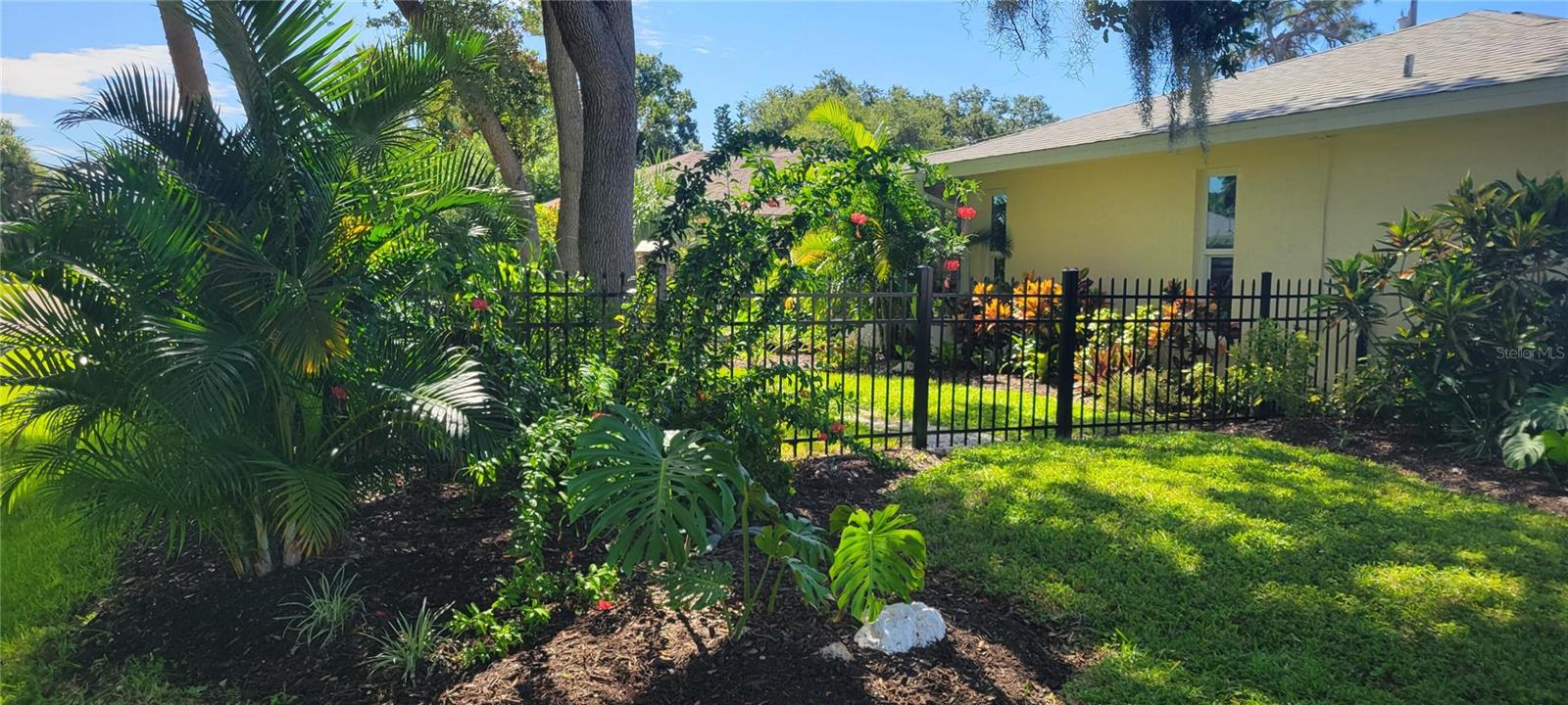 SOUTH VENICE - Residential