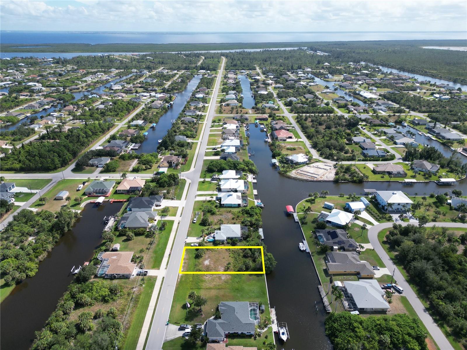 PORT CHARLOTTE SEC 082 - Land