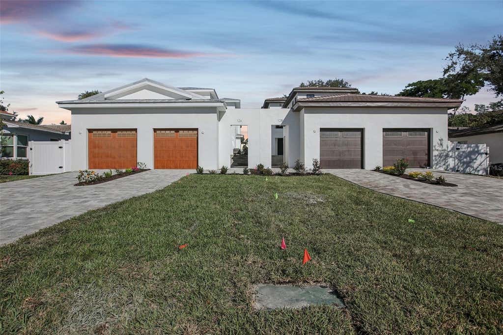 Photo of 126 Ricardo Way NE, St Petersburg, FL 33704 (MLS # TB8528097)