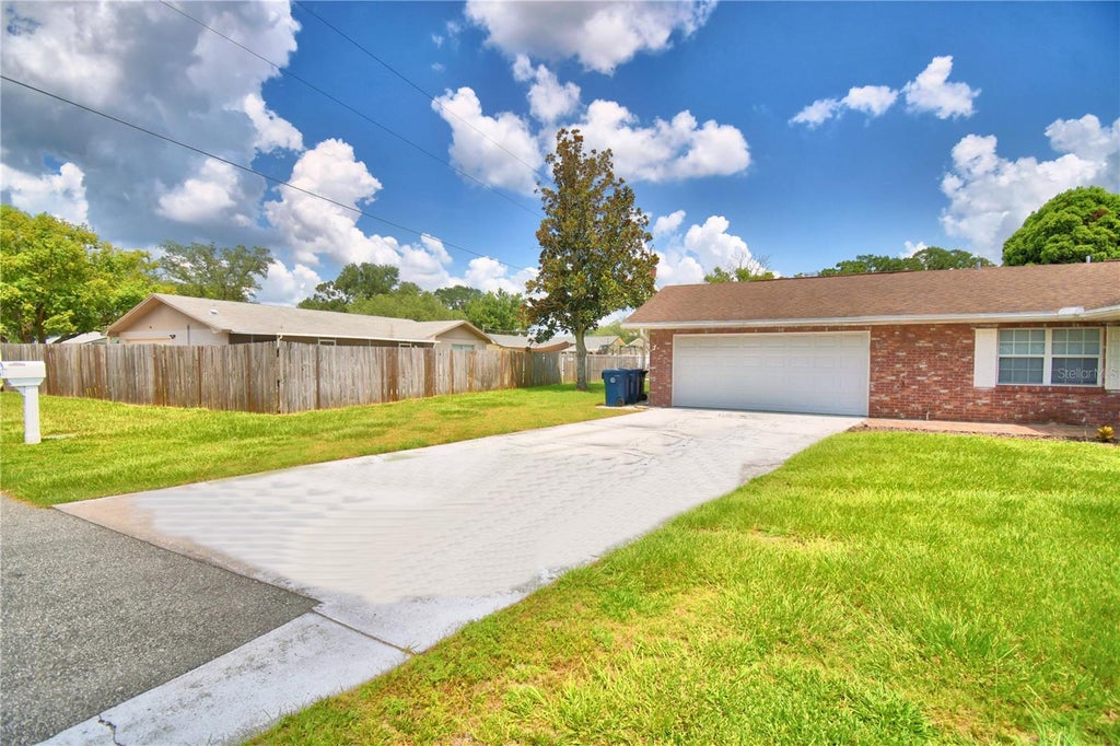 Photo of 1206 Susan Lane, Auburndale, FL 33823 (MLS # P4939607)
