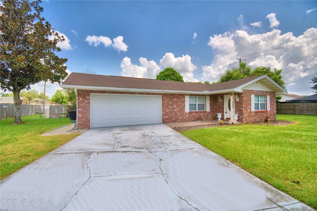Photo of 1206 Susan Lane, Auburndale, FL 33823 (MLS # P4939607)