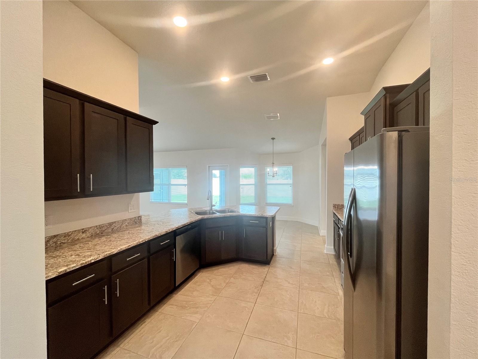 SILVER SPRINGS ACRES - Residential