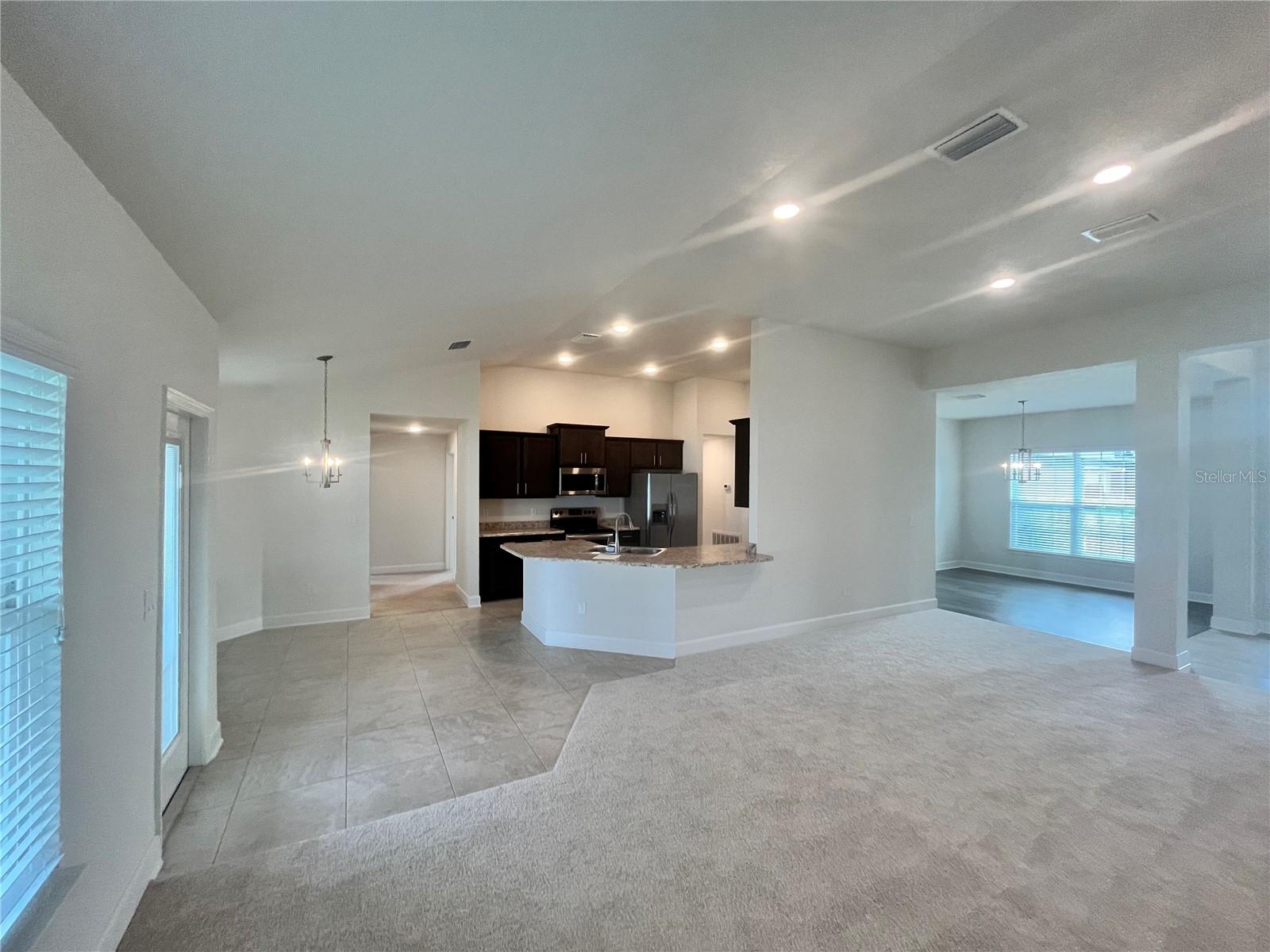 SILVER SPRINGS ACRES - Residential