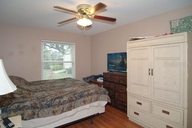 GROVELAND HIDDEN LAKES ESTATES - Residential