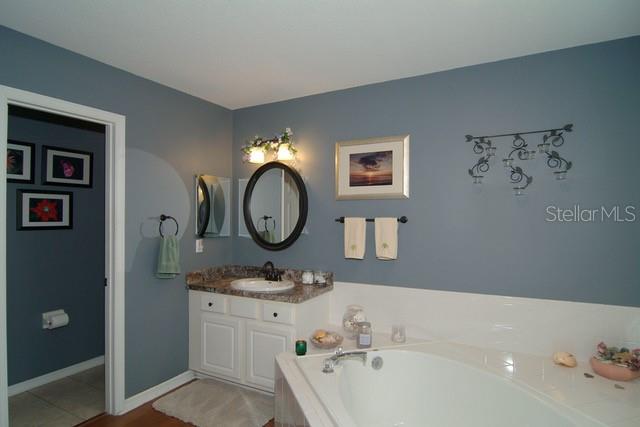 GROVELAND HIDDEN LAKES ESTATES - Residential