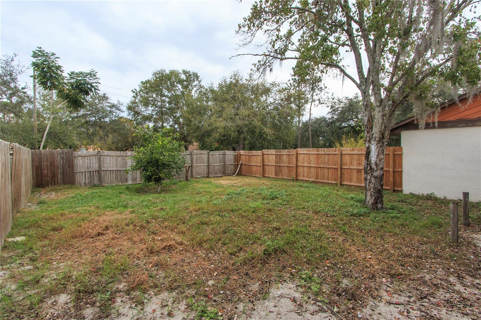 HIDDEN LAKE VILLAS PH 3 - Residential Lease