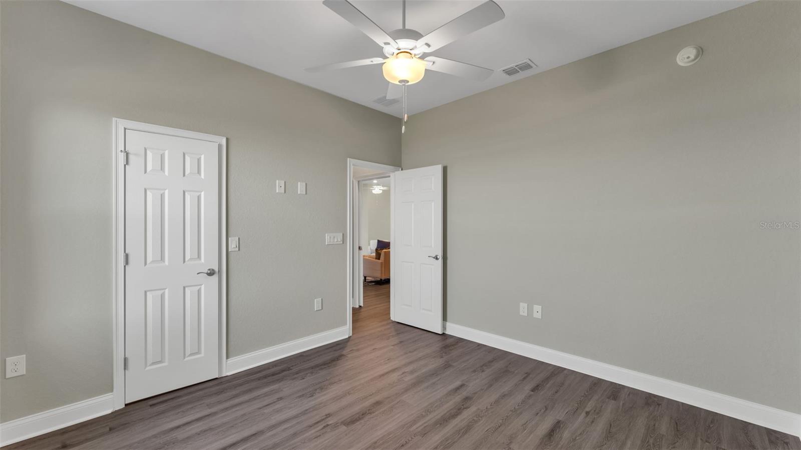 LAKES TR 6 - Residential