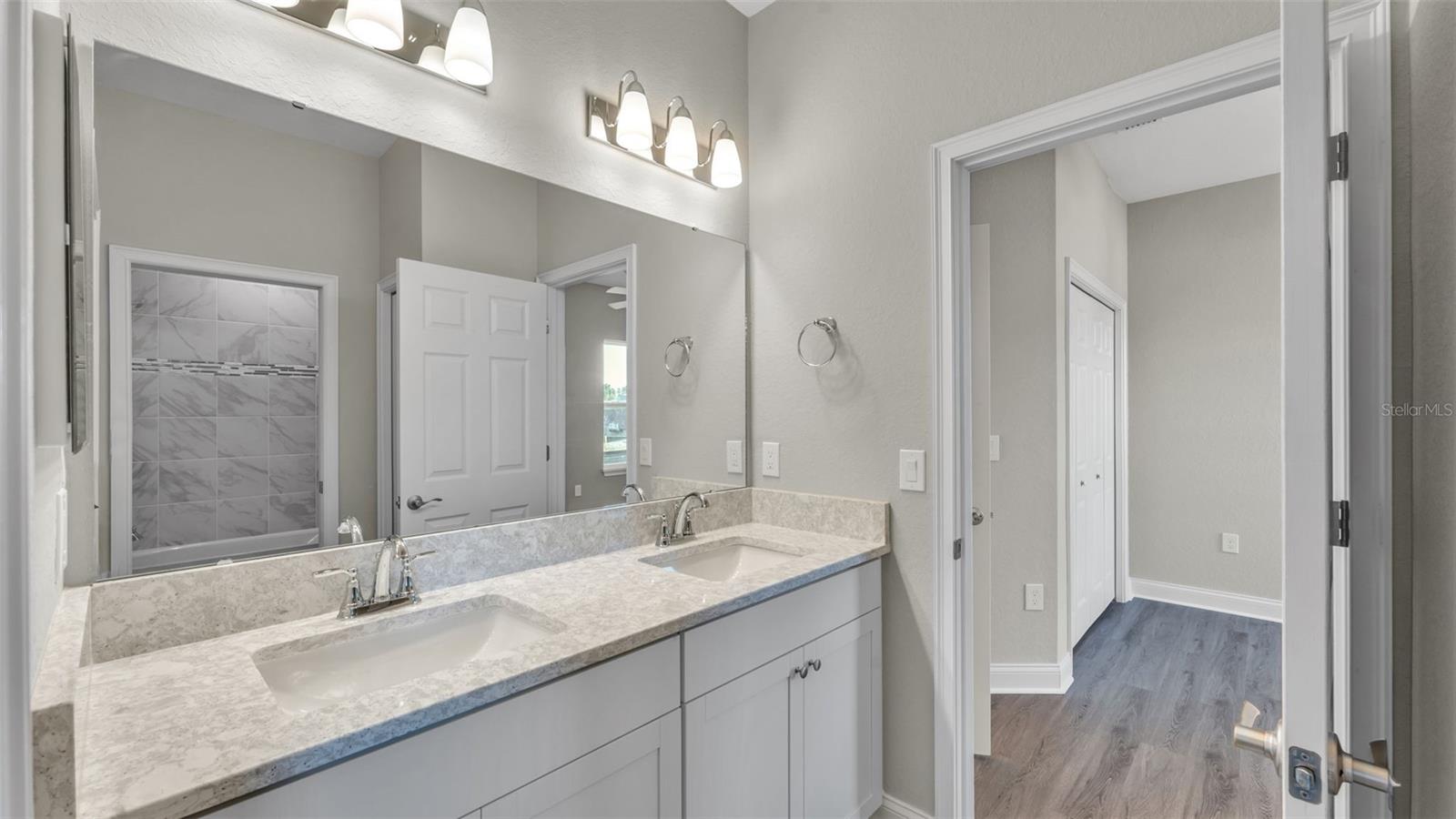 LAKES TR 6 - Residential