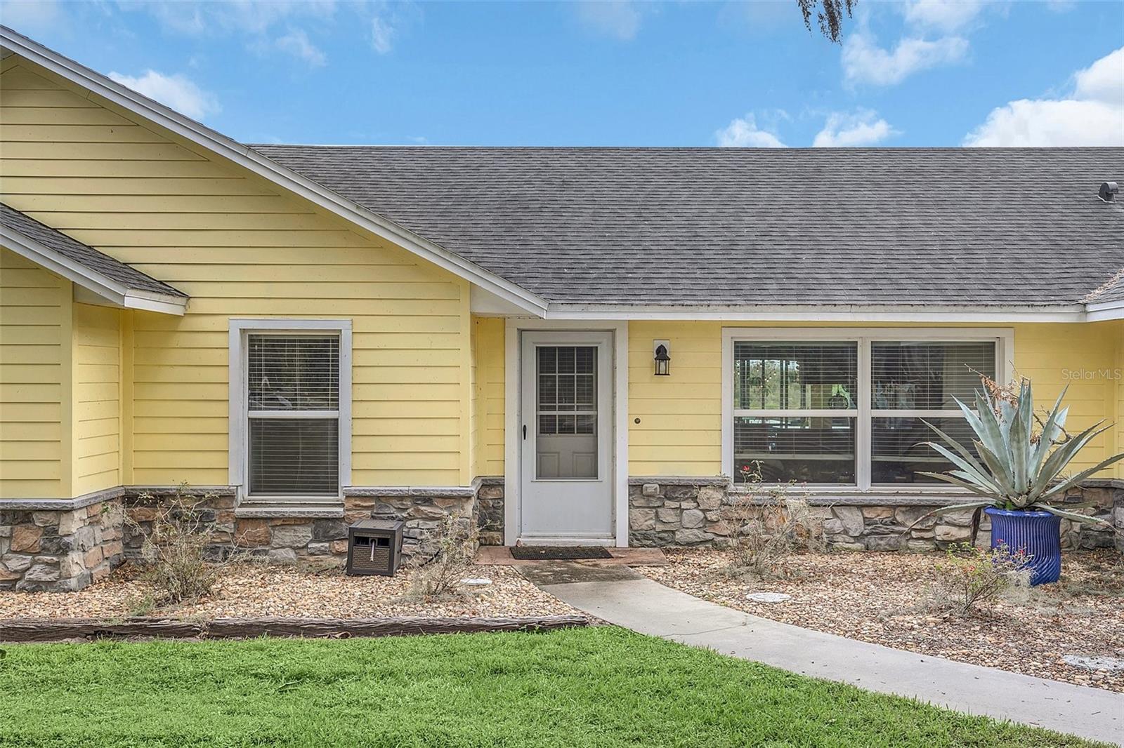 JOHN J JOHNSTONS - Residential