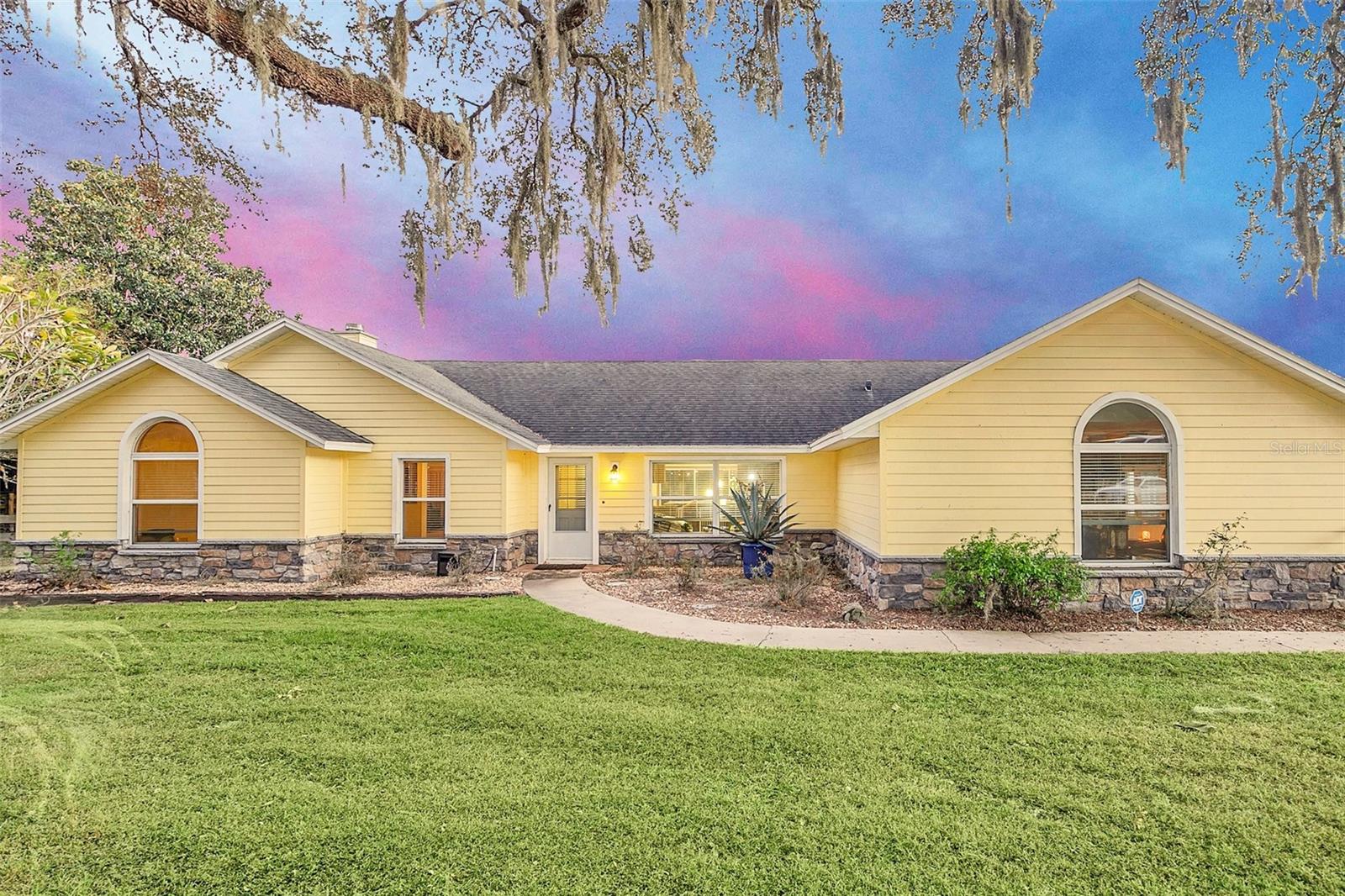 JOHN J JOHNSTONS - Residential