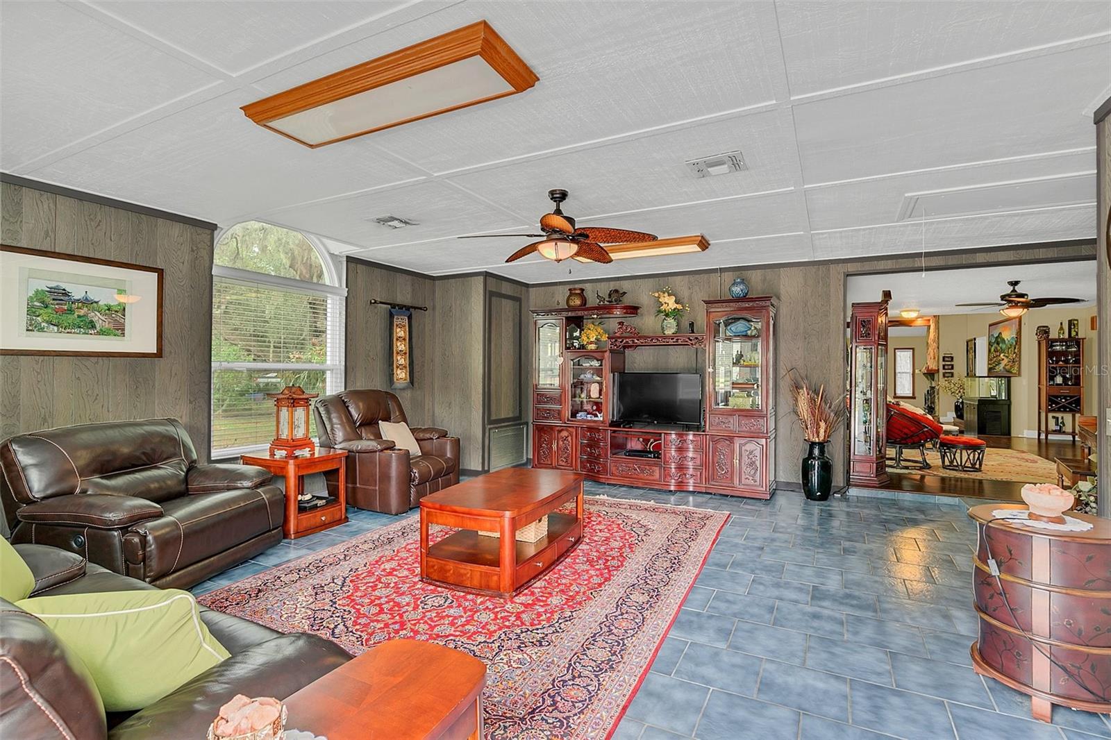 JOHN J JOHNSTONS - Residential