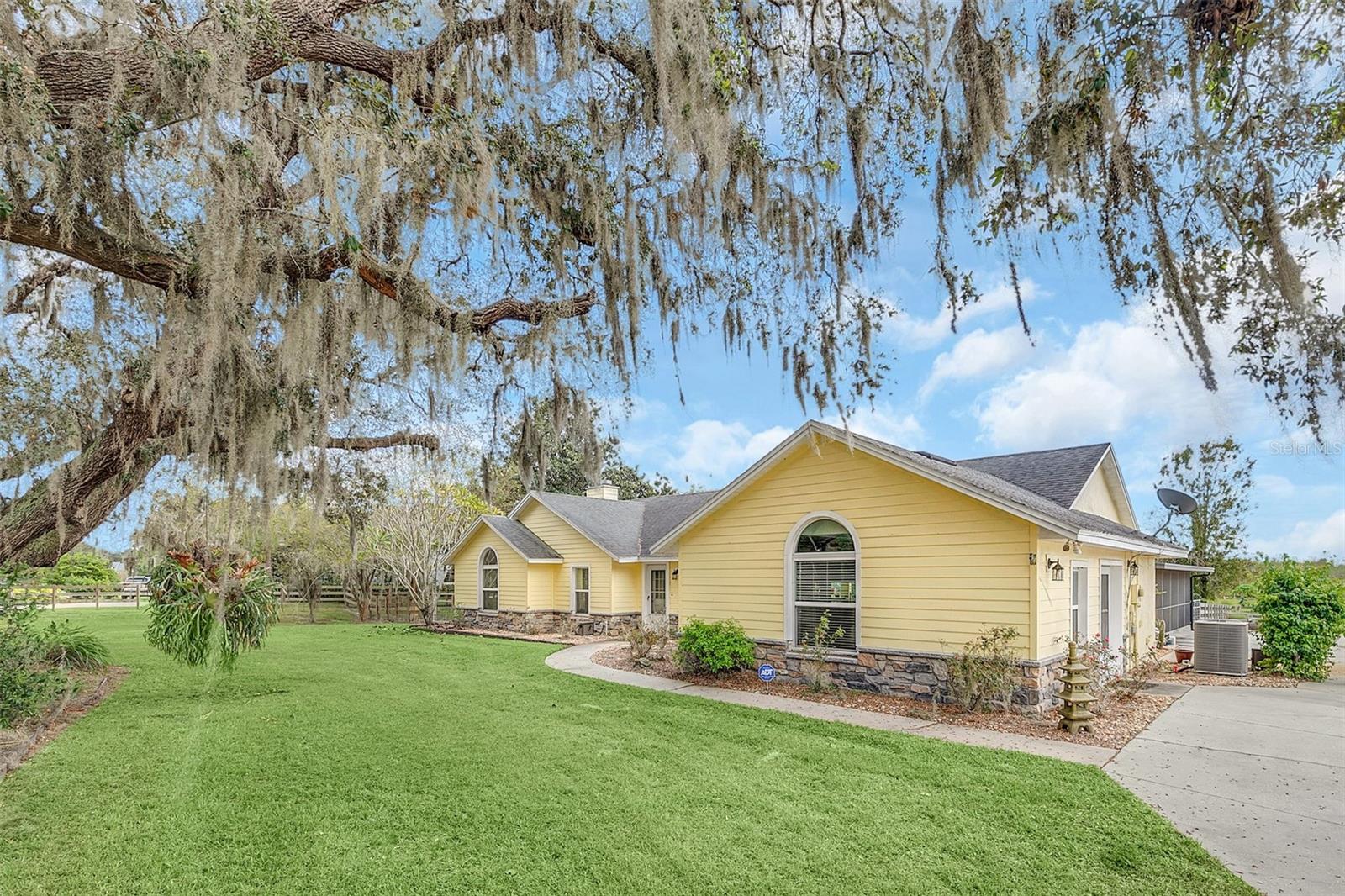 JOHN J JOHNSTONS - Residential