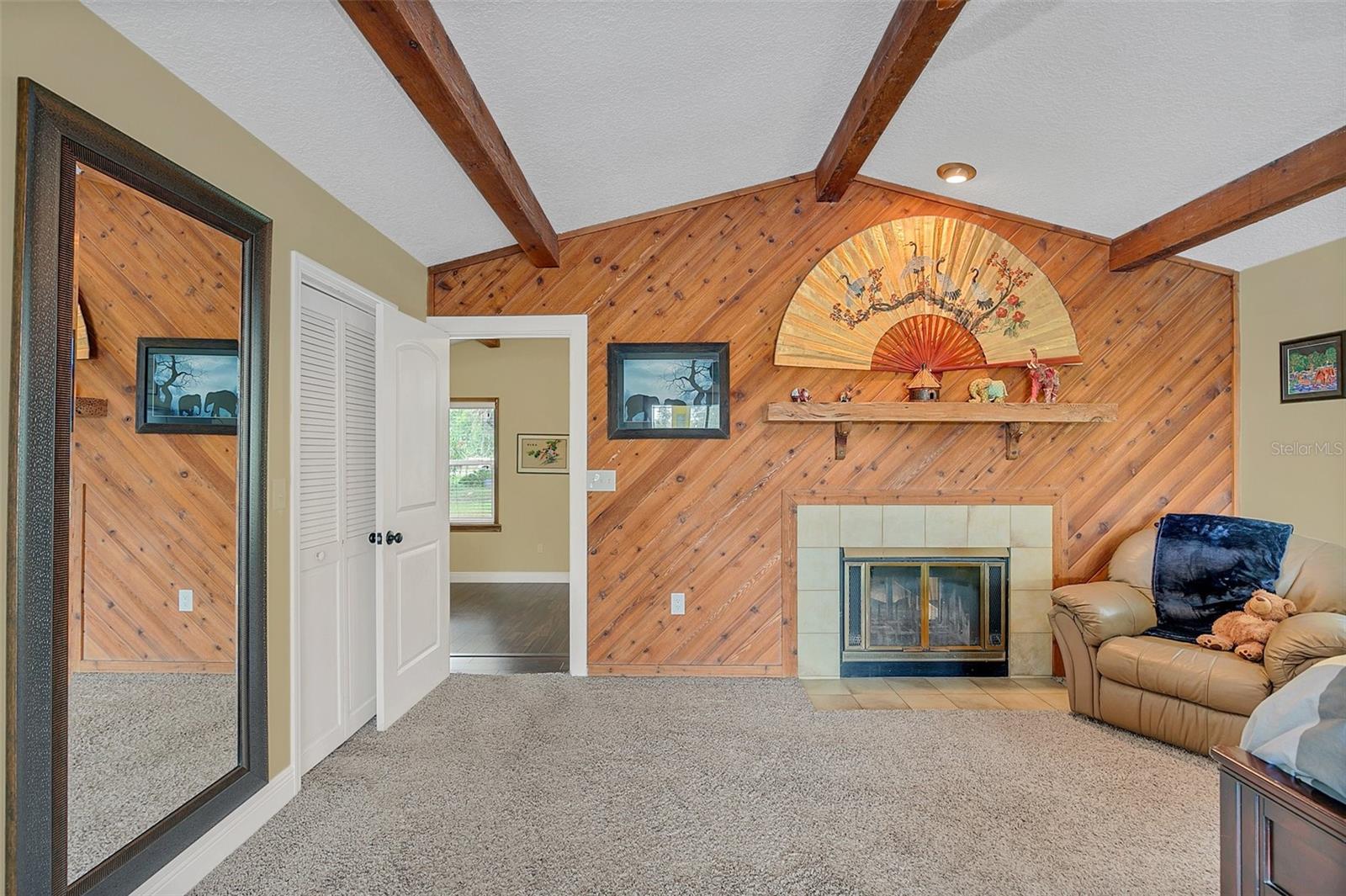 JOHN J JOHNSTONS - Residential