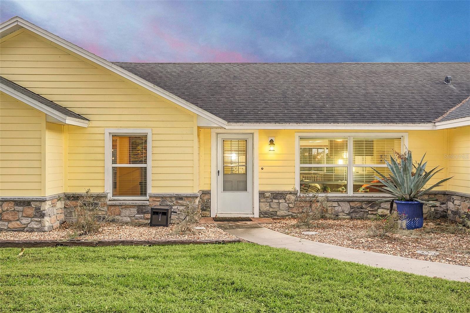 JOHN J JOHNSTONS - Residential