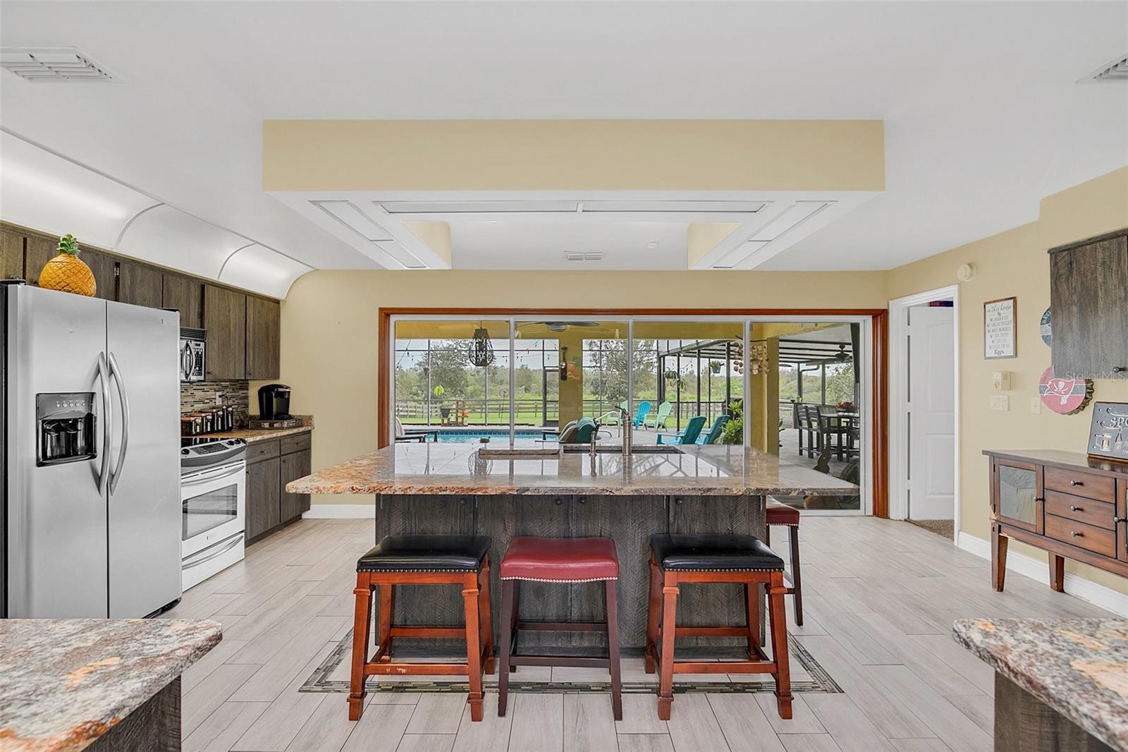 JOHN J JOHNSTONS - Residential