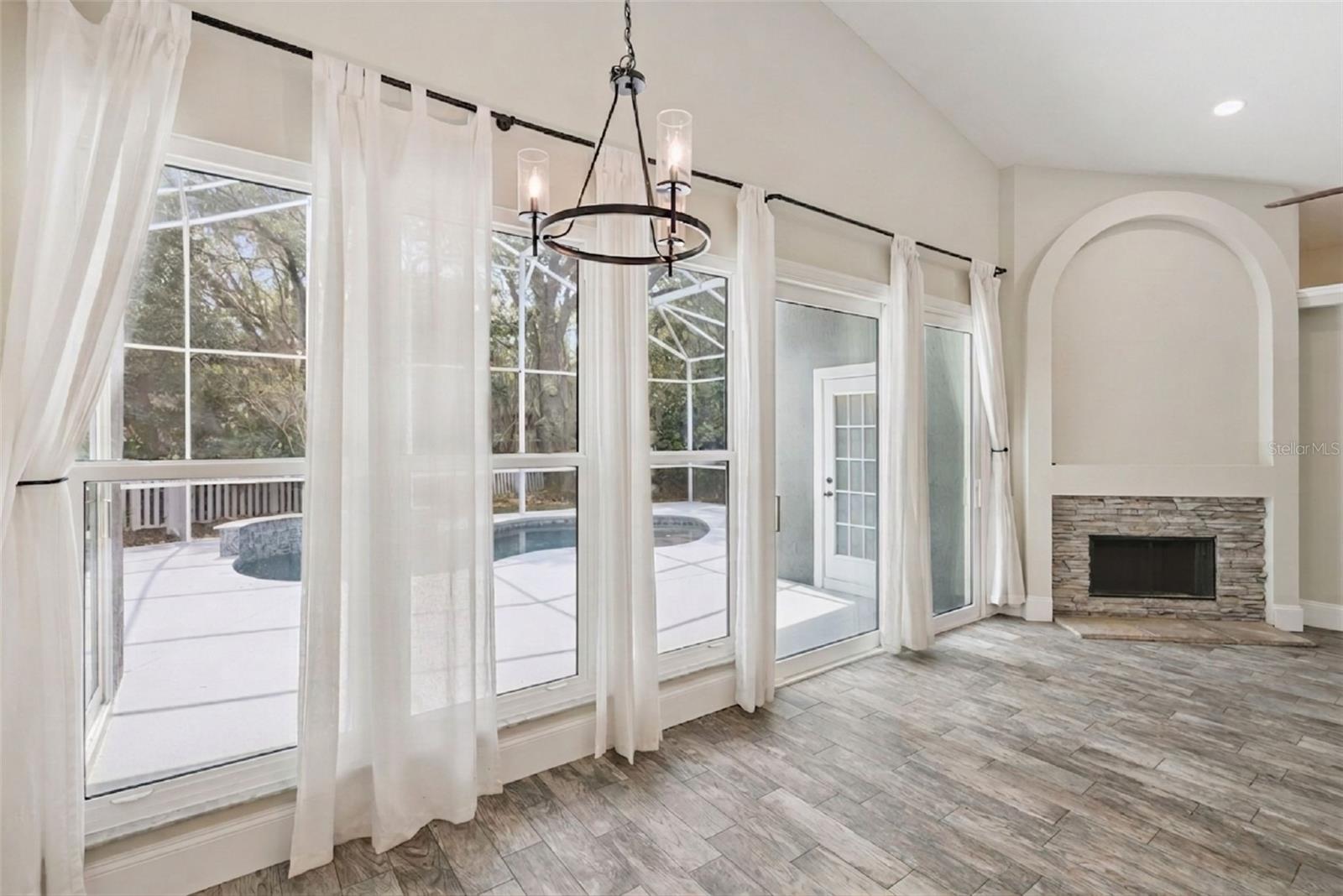 RIVERSIDE AT TWIN RIVERS - Residential